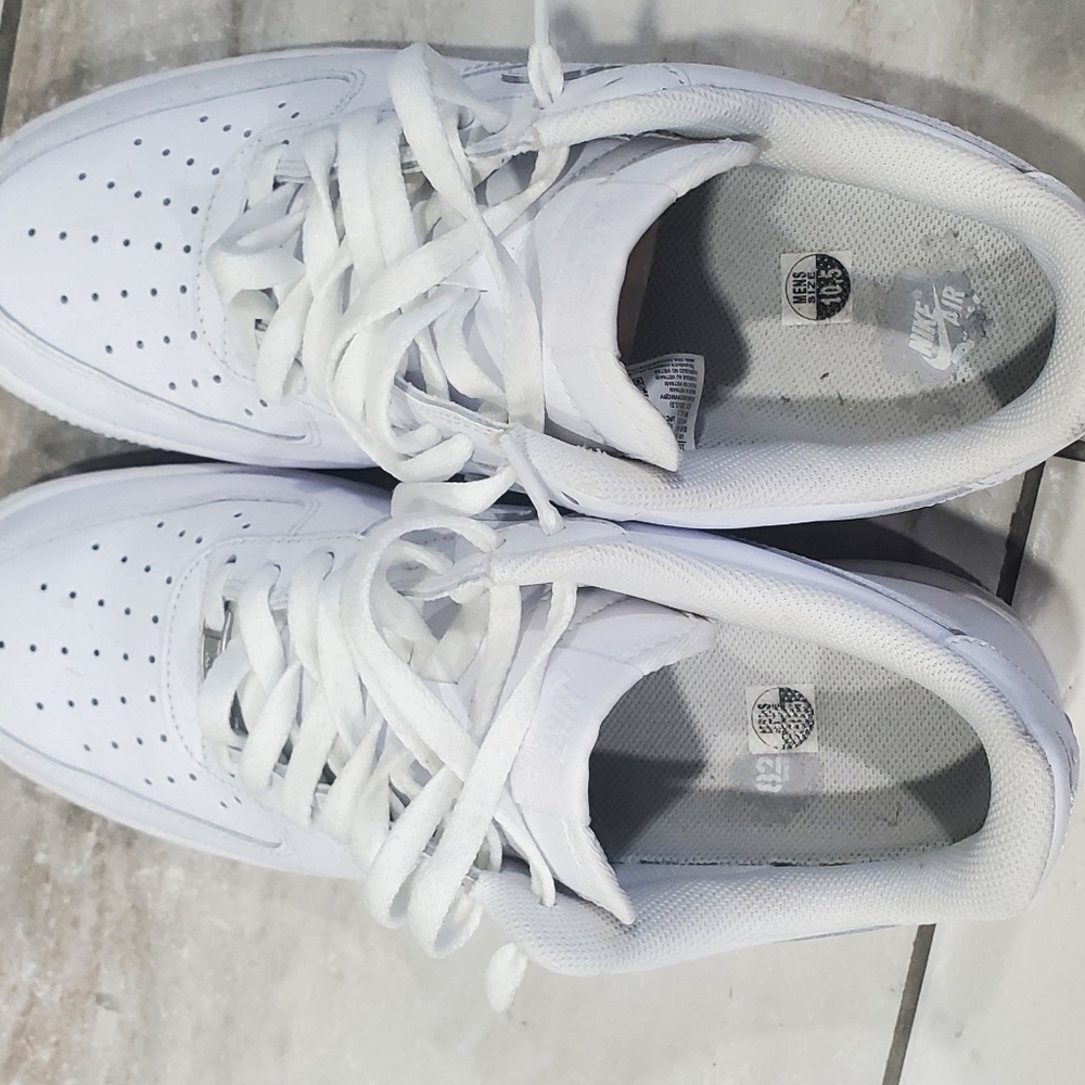 Men's sneakers